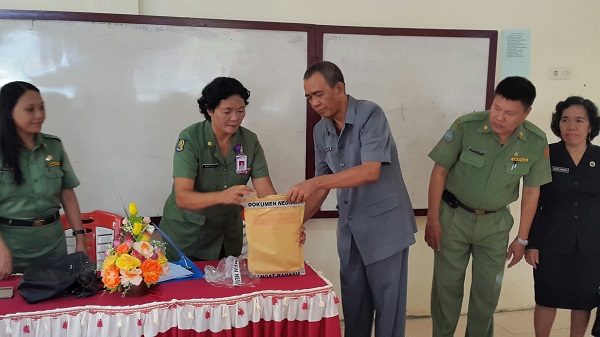 Kakondo Buka Sampul UN di SMAN I Tahuna